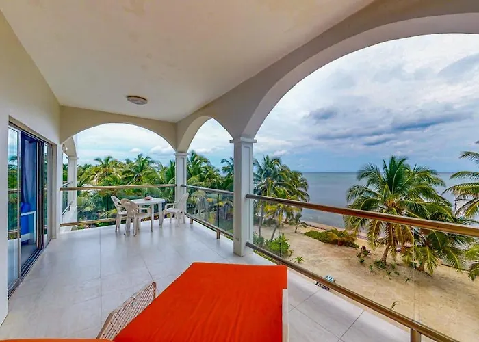 Oceanfront On The With Great Ocean Views Pool Wifi & Ac * San Pedro (Ambergris Caye)