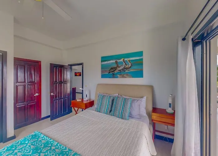 Oceanfront On The With Great Ocean Views Pool Wifi & Ac San Pedro (Ambergris Caye)