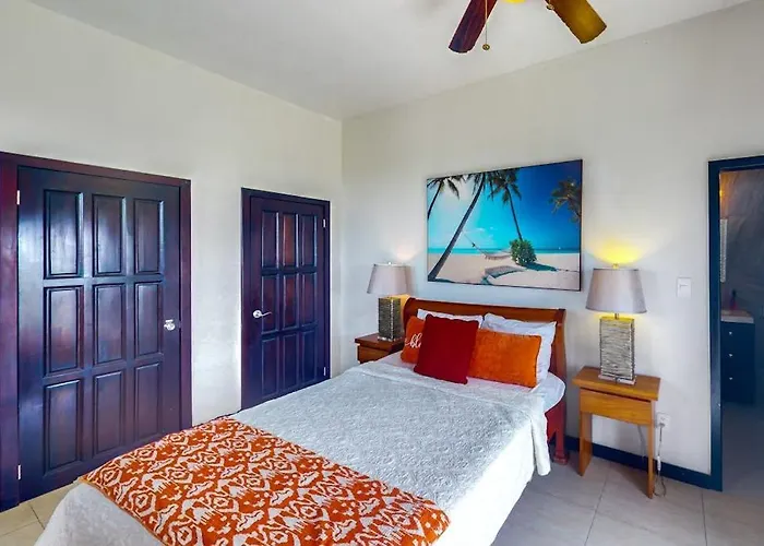 Oceanfront On The With Great Ocean Views Pool Wifi & Ac San Pedro (Ambergris Caye)