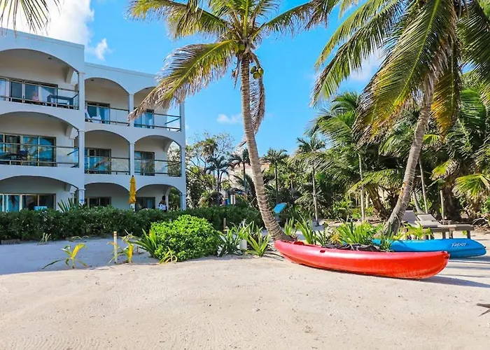 Oceanfront On The With Great Ocean Views Pool Wifi & Ac